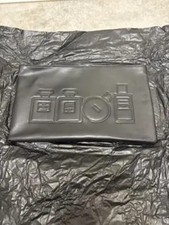 新品未使用CHANEL ノベルティブラックポーチ 香水ボトルデザイン