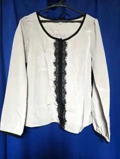 m*n様 GLACIER レディースブラウス　くすみピンク　黒レース