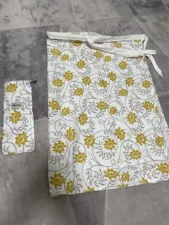ワイヤーあり花柄授乳ケープ 収納ケース付き