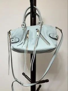 Item thumbnail for item f3f1238d-b68b-4e8f-a153-45e2f958e888