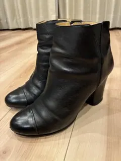 ナインウエスト　ブラックレザーブーティ 7センチヒール