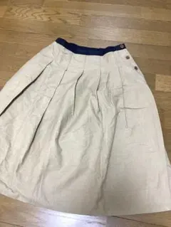 マーガレットハウエル　スカート