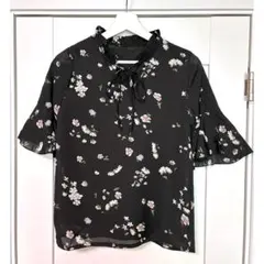 花柄 フラワー プリント フリル 襟 五分袖 ブラウス S