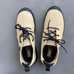 【新品未使用　箱無し】Puma ベージュ スエード スニーカー