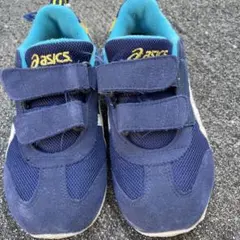 asics スニーカー　18.0cm