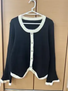 Item thumbnail for item 1c4e43b3-3406-4e1d-b38d-83b23bc88a66