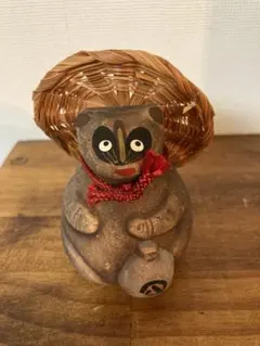 たぬき　狸　土鈴　陶器　オブジェ　置物　インテリア　工芸品　美術品　A1365 たぬき 狸 土鈴 陶器 オブジェ 置物 インテリア 工芸品 美術品 A1365