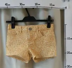 ギャップ　140cm　ホットパンツ　ガールズ　黄　ヒョウ柄　ショートパンツ