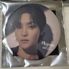 treasure ジフン　缶バッジ　pleasure blue