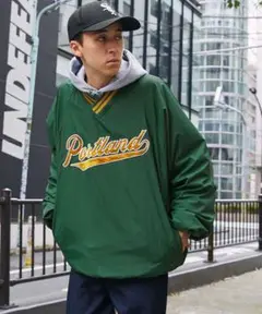 ナイロンプルオーバー