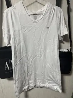 ホワイト Vネック Tシャツ