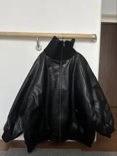 オーバーサイズ ブラック レザージャケット