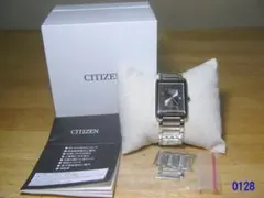 美品稼働品シチズンエコドライブ メンズウォッチ ソーラー腕時計 デイト スクエア