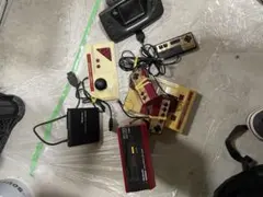 Nintendo Famicom本体とコントローラーセットその他詰め合わせ