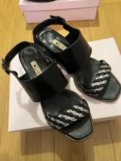 DIANA ブラック サンダル 編み込みストラップ 中ヒール