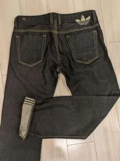 DIESEL　adidas　ダブルネーム　 ダークデニム ジーンズ