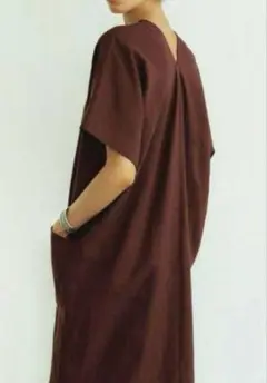 【新品タグ付】YLEVEイレーヴ　リネン 麻　ワンピース　ボルドー　0サイズ