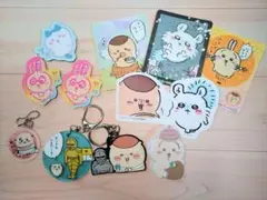 ちいかわ　キーホルダー　ステッカー　マグネット　クリップ