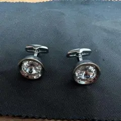 即購入OK　Swarovski クリスタルカフリンクス　カフス