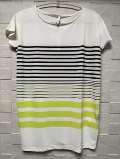 【新品　未使用】ELLE ボーダー柄 半袖Tシャツのサムネイル
