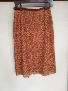 クリアインプレッション　オレンジ レース タイトスカート　春