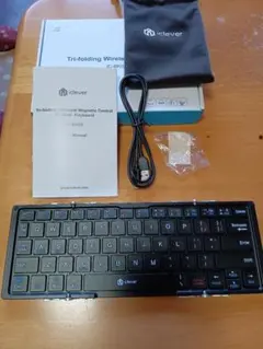 お買い得iClever IC-BK03トライフォールディングワイヤレスキーボード