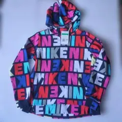新品タグ付き　NIKE ナイキ　カラフルロゴ 　パーカーフード付き　XL