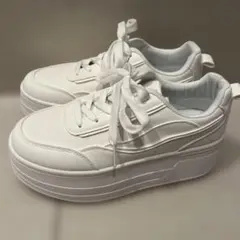 ホワイト 厚底スニーカー