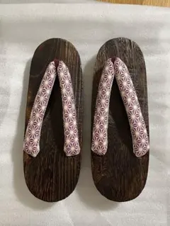 麻の葉柄　紫と白の下駄23〜24.5cm