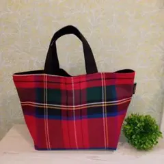 Mサイズ　大判タータンチェック赤　トートバッグ　ハンドメイド