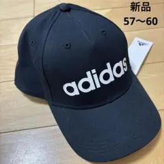 新品 ビッグロゴadidas 黒 キャップ　帽子