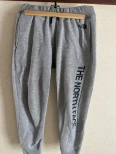 THE NORTH FACE グレー ジョガーパンツ