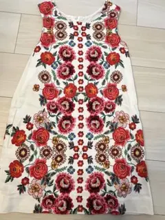 ZARA 花柄刺繍 ノースリーブワンピース