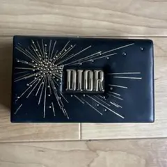 Dior Holiday Couture アイシャドウパレットのサムネイル