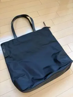 ★美品　FURLA ブラック ナイロントートバッグ