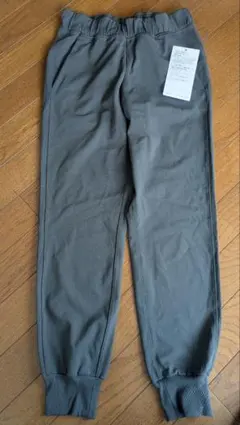 lululemon ミッドライズジョガー M 未使用　定価14800円 lululemon ミッドライズジョガー M 未使用 定価14800円 - メルカリ