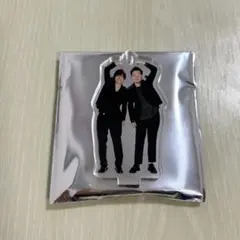 トット アクリルスタンドキーホルダー - メルカリ