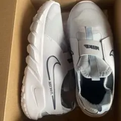 Nike フレックスランナー2 24センチ