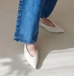 【LE TALON 】パンプス　ウェーブカットバックベルト　アイボリー系