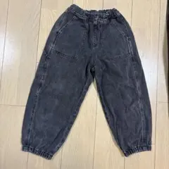 GU ダークグレー カジュアルパンツ 130