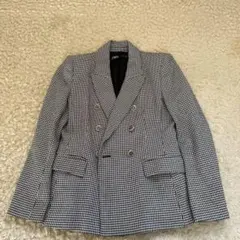 zaraテーラードジャケット