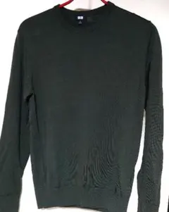 UNIQLO 　セーター、クルーネックニット　モスグリーン、Sサイズ、男女兼用