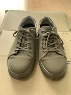 Dr. Martens Dante オリーブグリーン