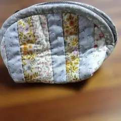 花柄 パッチワーク ポーチ