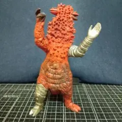 懐かしの昭和特撮「双頭怪獣・改造パンドン」フィギュアのサムネイル