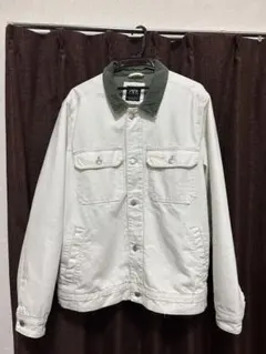 ZARA ホワイトデニムジャケット　カーキコーデュロイ