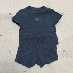 ギャップ　ネイビーセットアップ