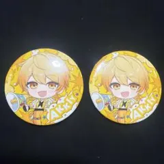 あっきぃ AMPTAK×COLORS AGF いちごマイクラ 缶バッジ2個セット - メルカリ
