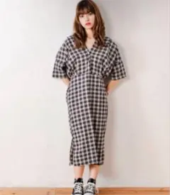 VANNIE U チェックタックコクーンワンピースのサムネイル