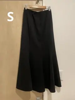 GU カットソーマーメイドロングスカート　S ブラック